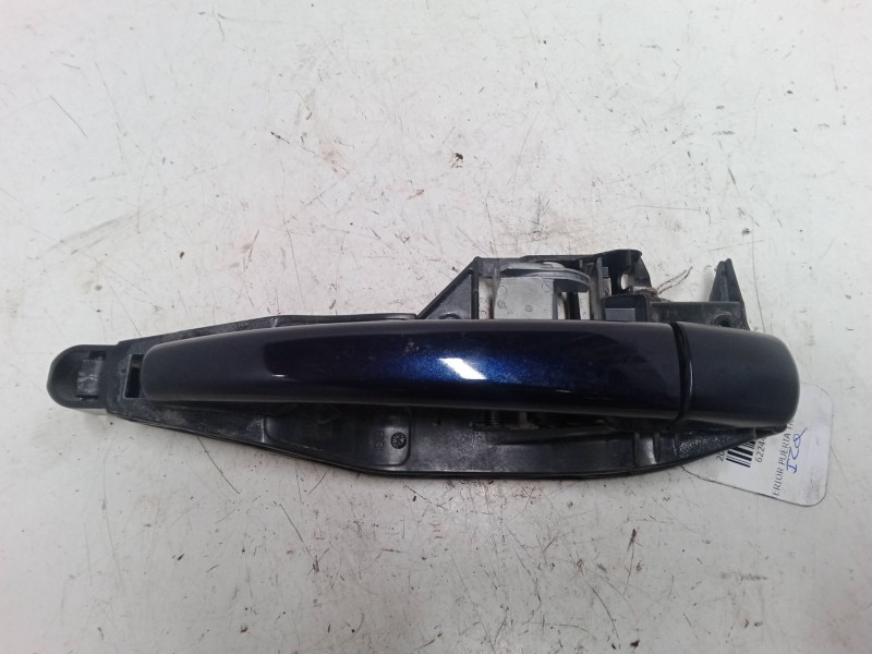Recambio de maneta exterior puerta trasera izquierda para peugeot 208 i (ca_, cc_) 1.4 hdi referencia OEM IAM    Recambio de maneta exterior puerta trasera izquierda para peugeot 208 i (ca_, cc_) 1.4 hdi referencia OEM IAM