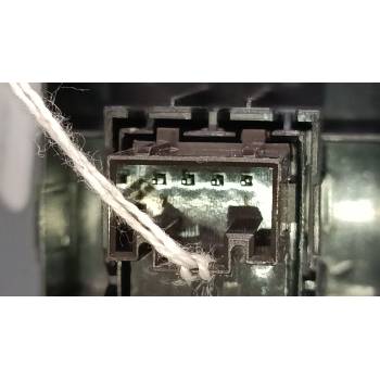 MANDO ELEVALUNAS DELANTERO DERECHO 6V0959855 