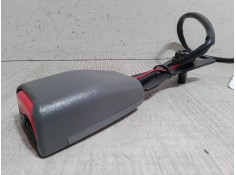 Recambio de anclaje cinturon delantero izquierdo para kia carnival ii (gq) 2.9 crdi referencia OEM IAM