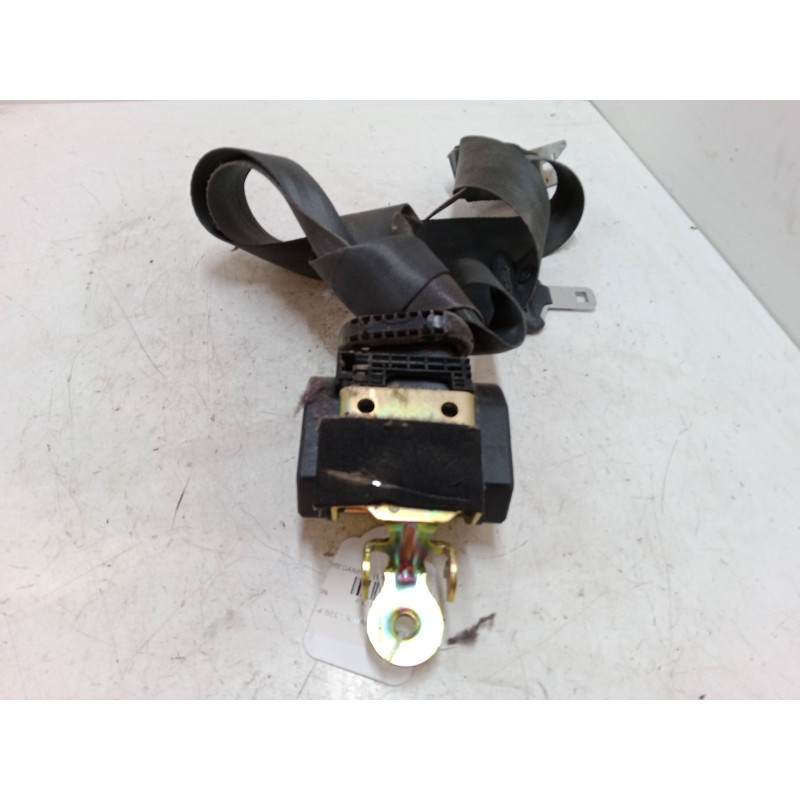 Recambio de cinturon seguridad delantero izquierdo para renault megane ii (bm0/1_, cm0/1_) 2.0 16v (bm0u, cm0u) referencia OEM I Recambio de cinturon seguridad delantero izquierdo para renault megane ii (bm0/1_, cm0/1_) 2.0 16v (bm0u, cm0u) referencia OEM I