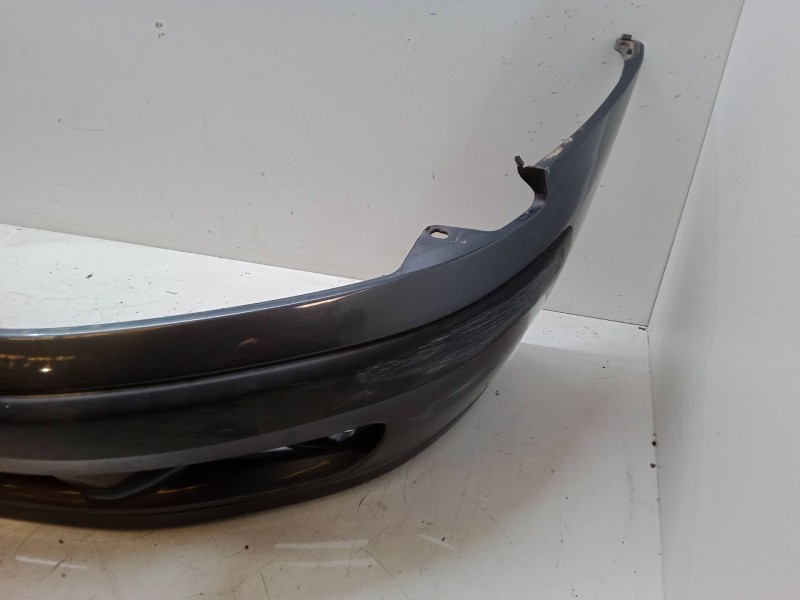 Recambio de paragolpes delantero para mitsubishi carisma (da_) 1.6 (da1a) referencia OEM IAM   