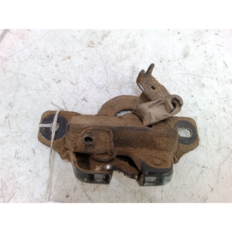 Recambio de cerradura porton inferior para peugeot partner monospace (5_, g_) 1.9 d referencia OEM IAM   