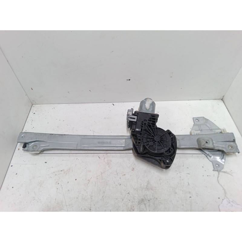 Recambio de elevalunas electrico delantero derecho para citroën c4 ii (nc_) 1.2 thp 110 referencia OEM IAM   
