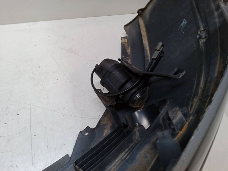 Recambio de paragolpes delantero para mitsubishi carisma (da_) 1.6 (da1a) referencia OEM IAM   