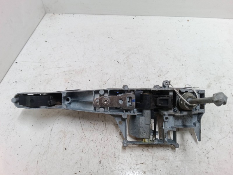 Recambio de maneta exterior puerta delantera izquierda para peugeot 208 i (ca_, cc_) 1.4 hdi referencia OEM IAM    Recambio de maneta exterior puerta delantera izquierda para peugeot 208 i (ca_, cc_) 1.4 hdi referencia OEM IAM
