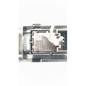 MANDO ELEVALUNAS TRASERO DERECHO 6V0867172 
