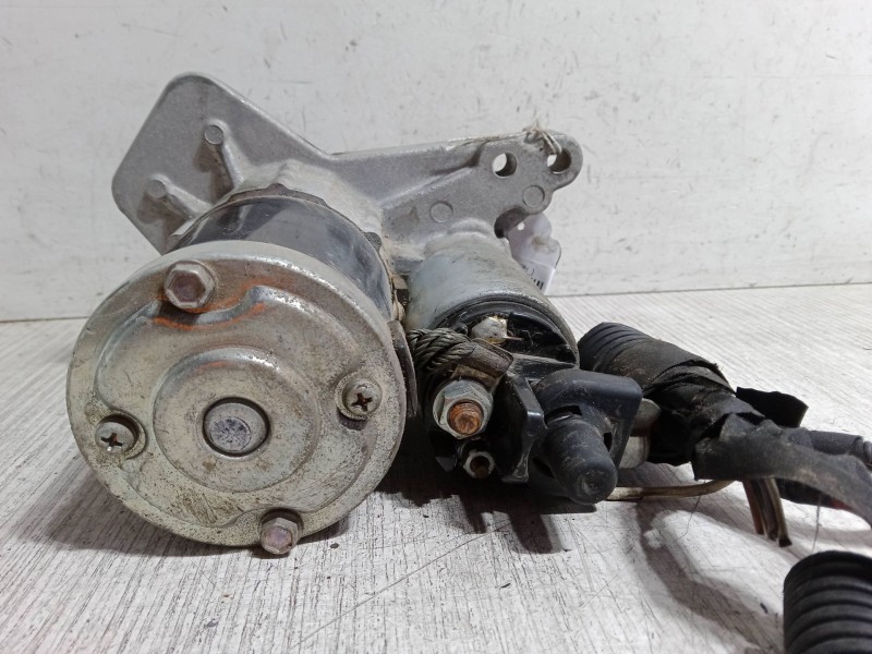 Recambio de motor arranque para renault clio iv (bh_) 0.9 tce 90 referencia OEM IAM 233000557R  