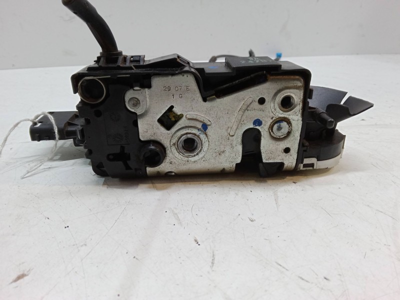 Recambio de cerradura puerta delantera izquierda para citroën c4 grand picasso i (ua_) 1.6 hdi referencia OEM IAM   