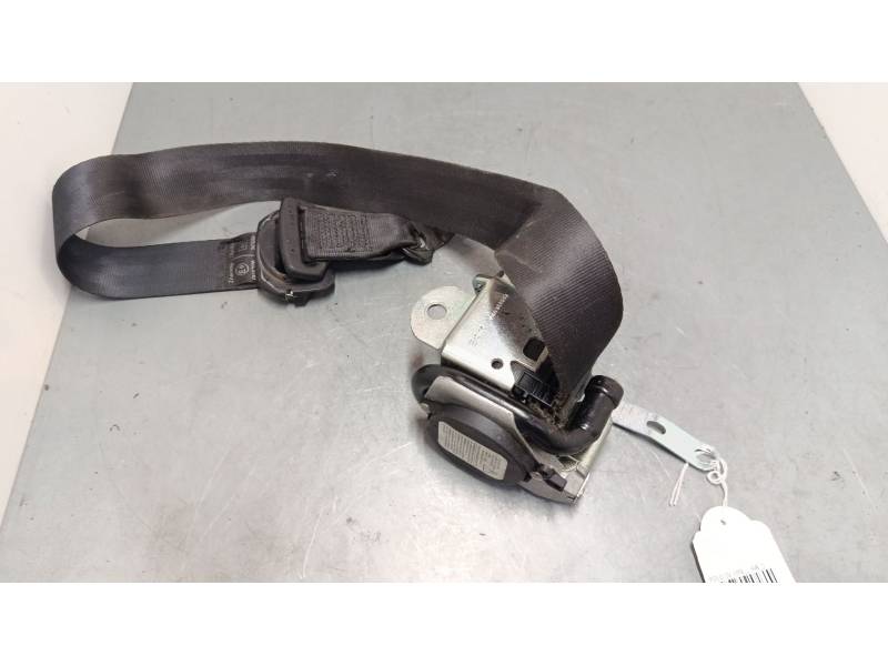CINTURON SEGURIDAD DELANTERO IZQUIERDO 