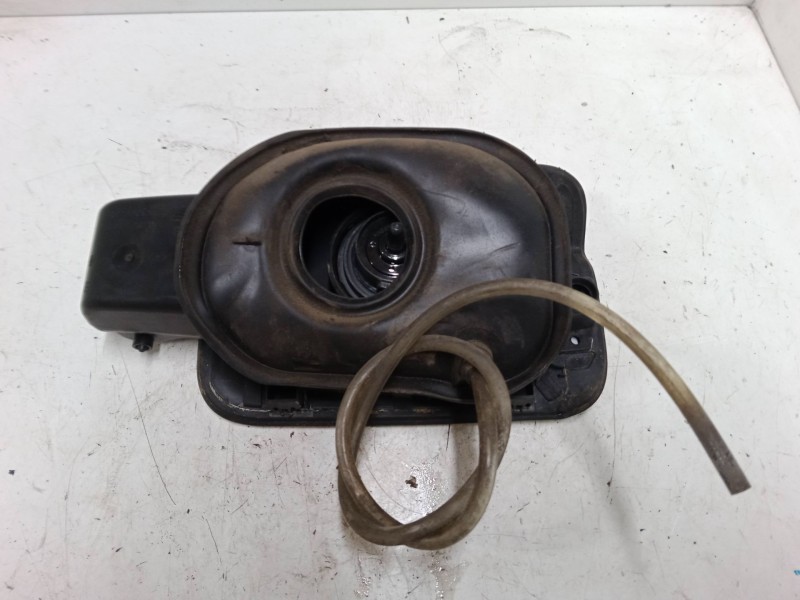 Recambio de tapa exterior combustible para seat leon (1p1) 1.4 tsi referencia OEM IAM   