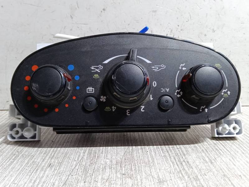 MANDO CALEFACCION / A/A T83703A 