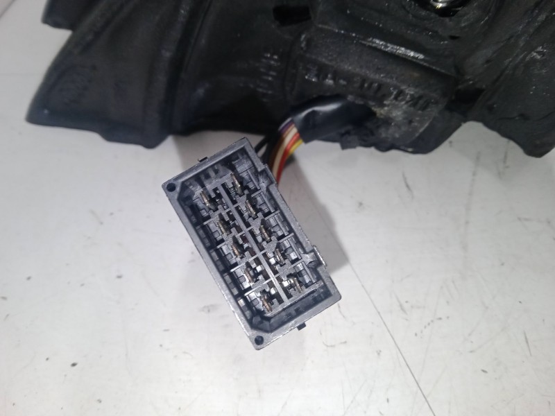 Recambio de retrovisor electrico derecho para audi a6 c5 (4b2, 4b4) 1.9 tdi referencia OEM IAM    Recambio de retrovisor electrico derecho para audi a6 c5 (4b2, 4b4) 1.9 tdi referencia OEM IAM