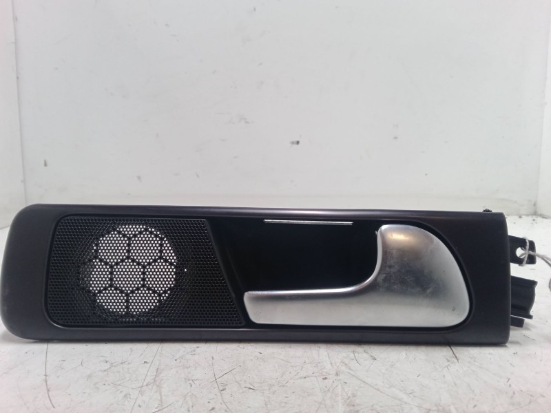 Recambio de maneta interior puerta trasera derecha para audi a6 c5 (4b2, 4b4) 1.9 tdi referencia OEM IAM 4B0839020   Recambio de maneta interior puerta trasera derecha para audi a6 c5 (4b2, 4b4) 1.9 tdi referencia OEM IAM 4B0839020