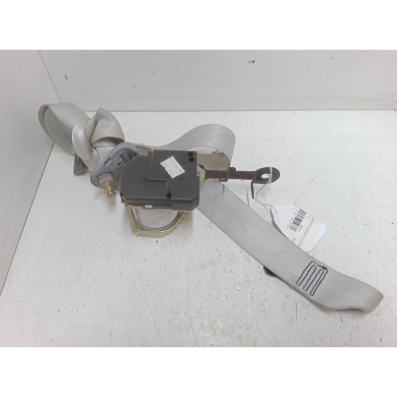 Recambio de cinturon seguridad delantero derecho para renault clio ii (bb_, cb_) 1.2 16v (bb05, bb0w, bb11, bb27, bb2t, bb2u, bb