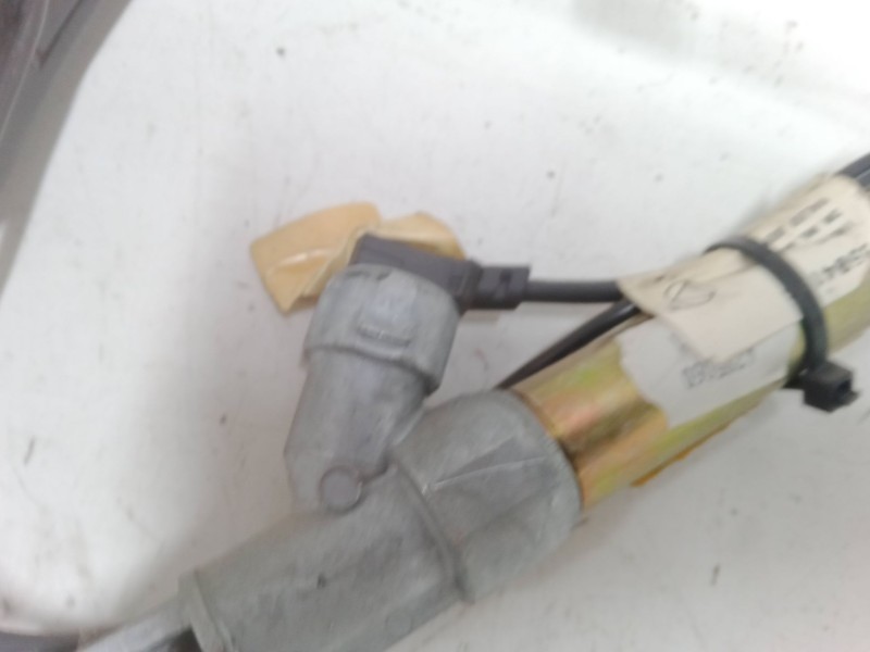 Recambio de anclaje cinturon delantero izquierdo para renault clio ii (bb_, cb_) 1.2 16v (bb05, bb0w, bb11, bb27, bb2t, bb2u, bb