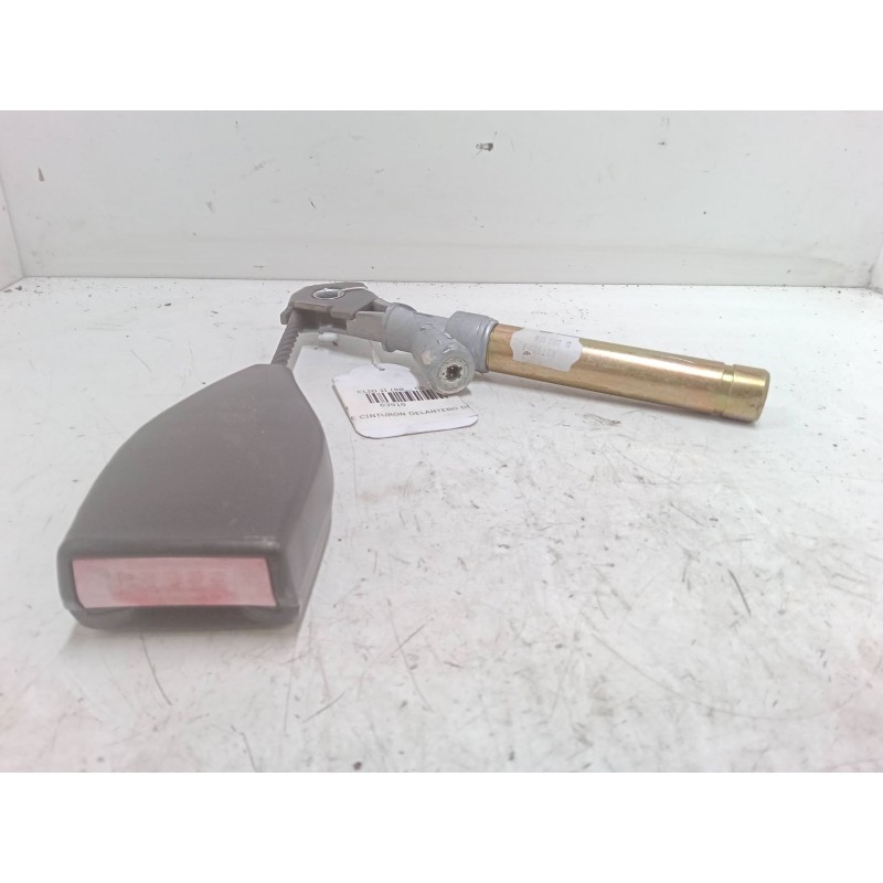 Recambio de anclaje cinturon delantero derecho para renault clio ii (bb_, cb_) 1.2 16v (bb05, bb0w, bb11, bb27, bb2t, bb2u, bb2v