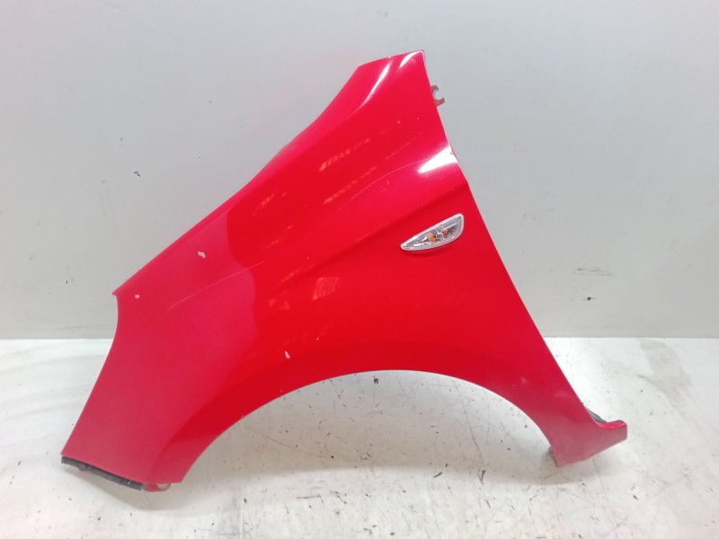 Recambio de aleta delantera izquierda para hyundai i20 i (pb, pbt) 1.2 referencia OEM IAM 663111J550  