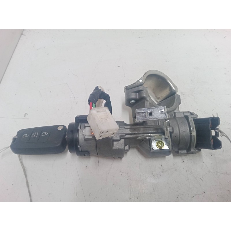 Recambio de clausor para hyundai i20 i (pb, pbt) 1.2 referencia OEM IAM   