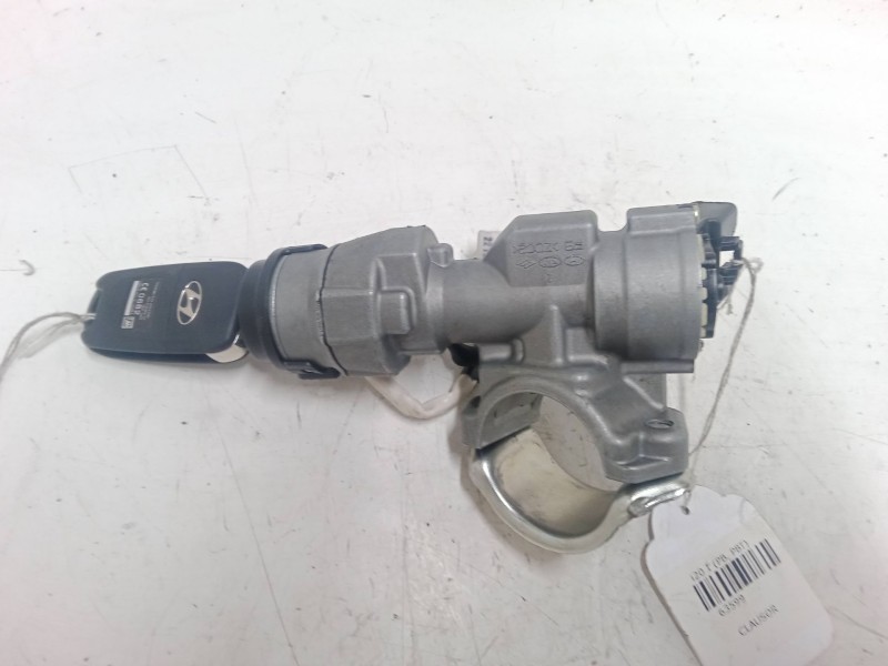 Recambio de clausor para hyundai i20 i (pb, pbt) 1.2 referencia OEM IAM   