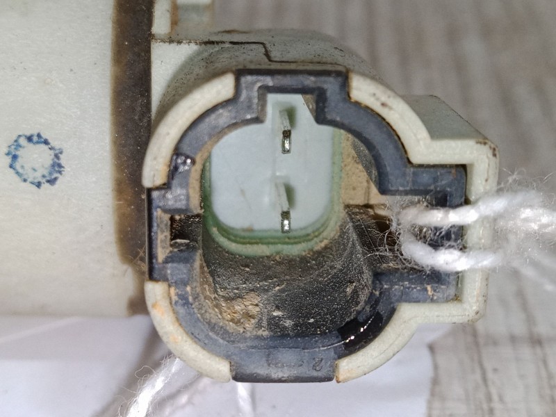 Recambio de bomba limpiaparabrisas para nissan pick up (d22) 2.5 d referencia OEM IAM   