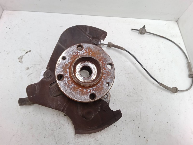 Recambio de mangueta delantera derecha para ford ka (ru8) 1.2 referencia OEM IAM   