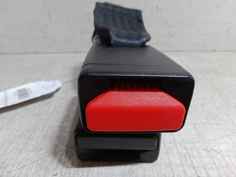 Recambio de anclaje cinturon trasero izquierdo para dacia sandero ii tce 90 (b8m1, b8ma) referencia OEM IAM   