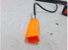 Recambio de anclaje con pretensor delantero derecho para ford fiesta v (jh_, jd_) 1.4 16v referencia OEM IAM    2