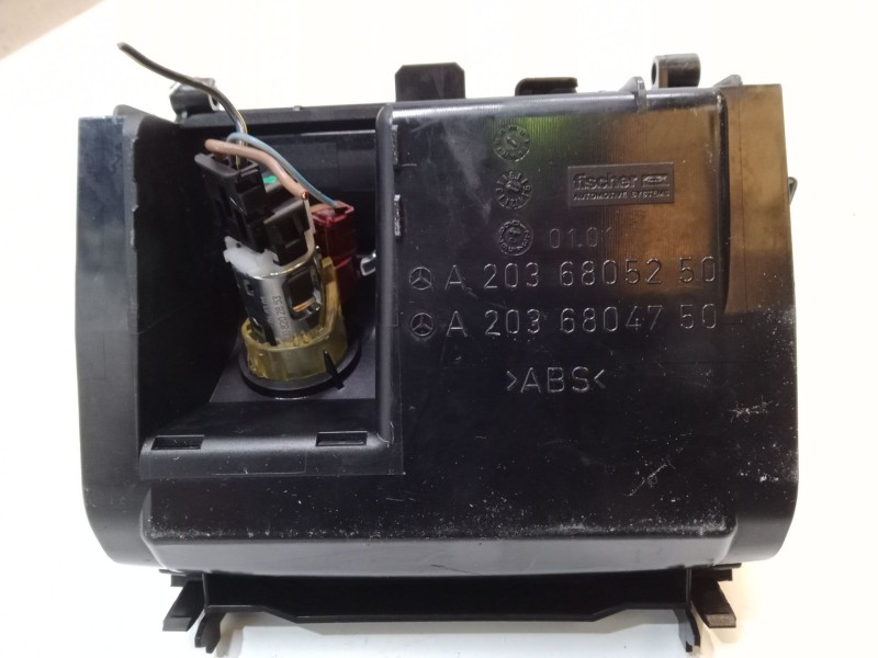 Recambio de cenicero para mercedes-benz clase c (w203) c 220 cdi (203.008) referencia OEM IAM   