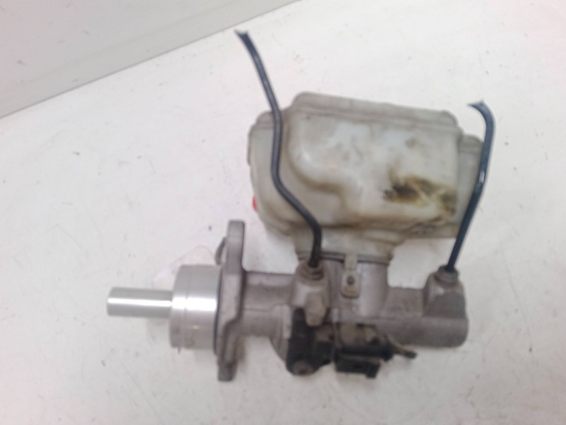 Recambio de bomba freno para seat leon (1p1) 1.9 tdi referencia OEM IAM    Recambio de bomba freno para seat leon (1p1) 1.9 tdi referencia OEM IAM