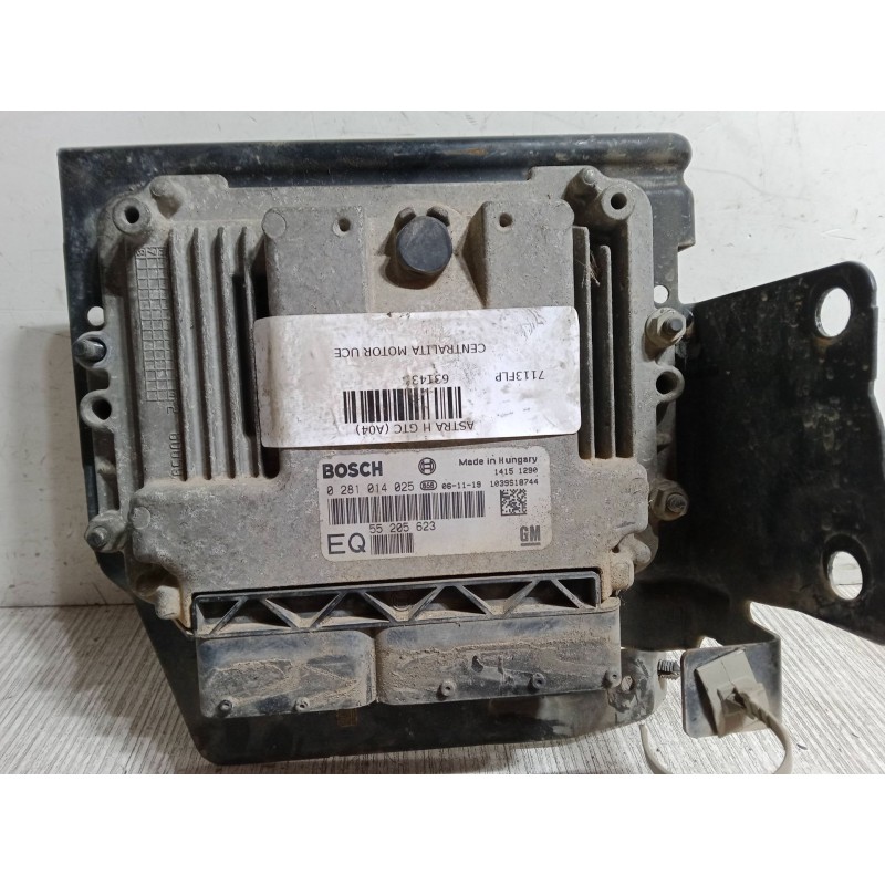 Recambio de centralita motor uce para opel astra h gtc (a04) 1.9 cdti (l08) referencia OEM IAM 55205623  0281014025