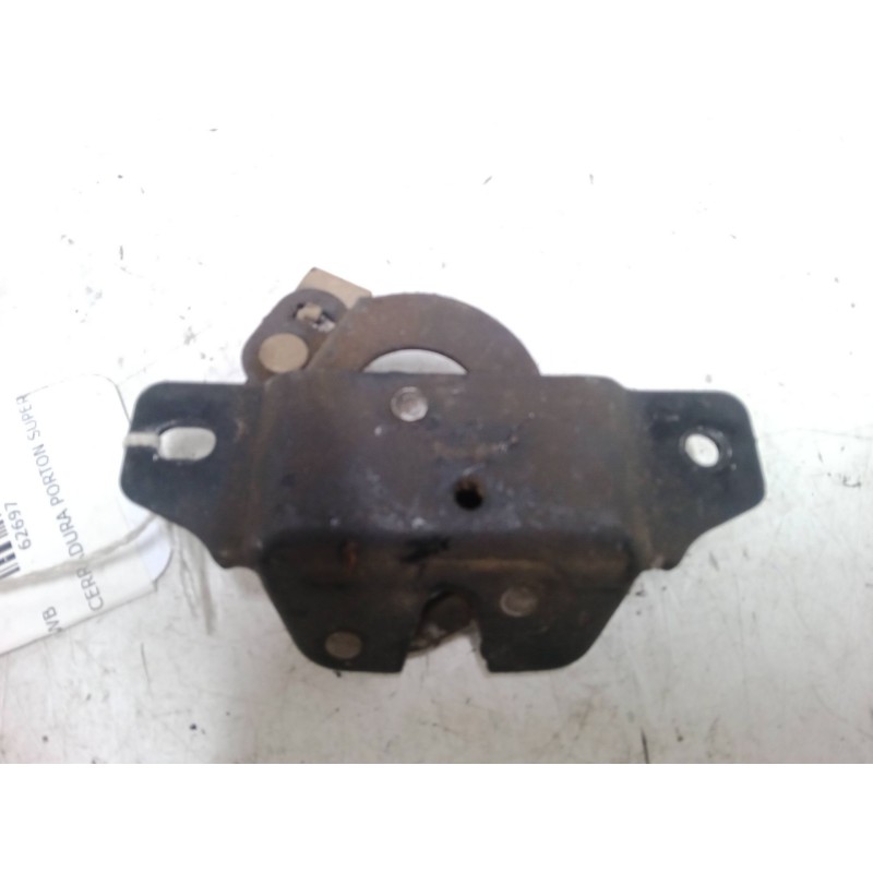 Recambio de cerradura porton superior para peugeot partner monospace (5_, g_) 1.9 d referencia OEM IAM    Recambio de cerradura porton superior para peugeot partner monospace (5_, g_) 1.9 d referencia OEM IAM