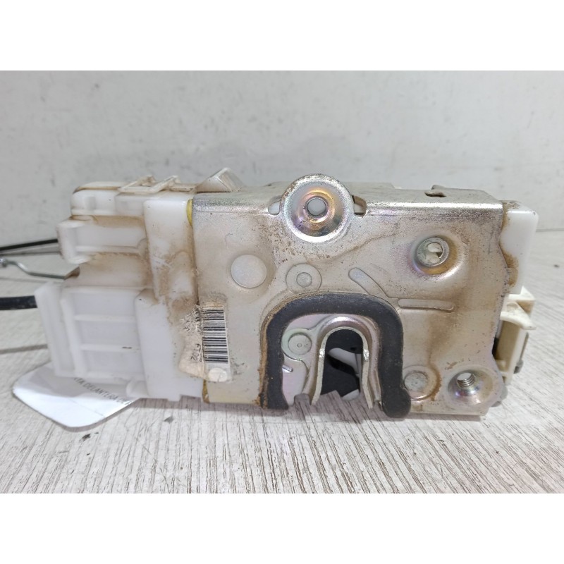 Recambio de cerradura puerta delantera derecha para mercedes-benz clase b sports tourer (w245) b 200 cdi (245.208) referencia OE