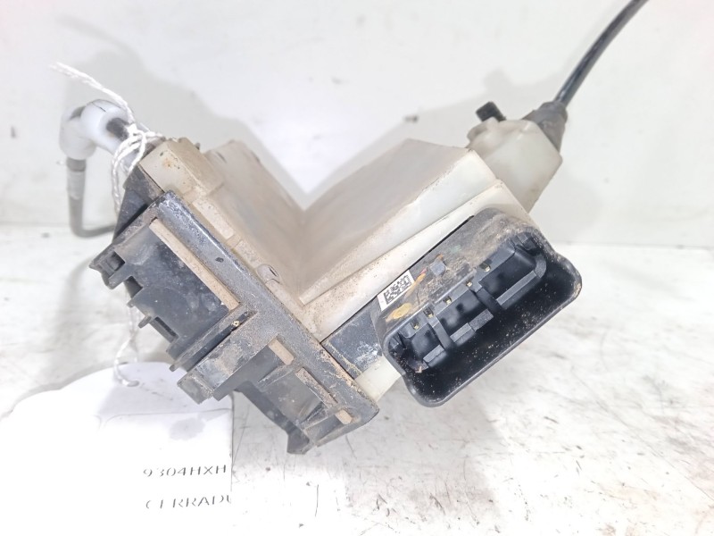 Recambio de cerradura puerta delantera derecha para peugeot 208 i (ca_, cc_) 1.4 hdi referencia OEM IAM    Recambio de cerradura puerta delantera derecha para peugeot 208 i (ca_, cc_) 1.4 hdi referencia OEM IAM