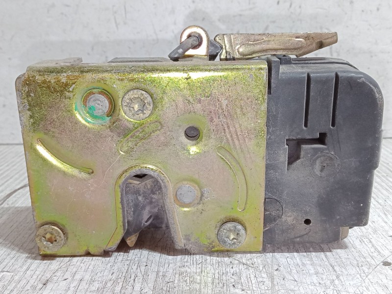 Recambio de cerradura puerta delantera izquierda para citroën xsara coupé (n0) 1.6 16v referencia OEM IAM    Recambio de cerradura puerta delantera izquierda para citroën xsara coupé (n0) 1.6 16v referencia OEM IAM