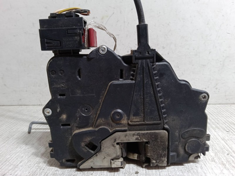 Recambio de cerradura puerta delantera izquierda para opel corsa d (s07) 1.3 cdti (l08, l68) referencia OEM IAM 13258271  