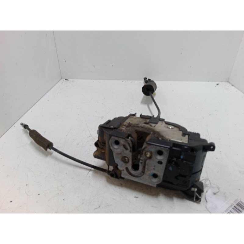 Recambio de cerradura puerta delantera izquierda para renault megane iii hatchback (bz0/1_, b3_) 1.5 dci referencia OEM IAM   