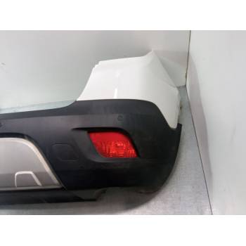 PARAGOLPES TRASERO 
