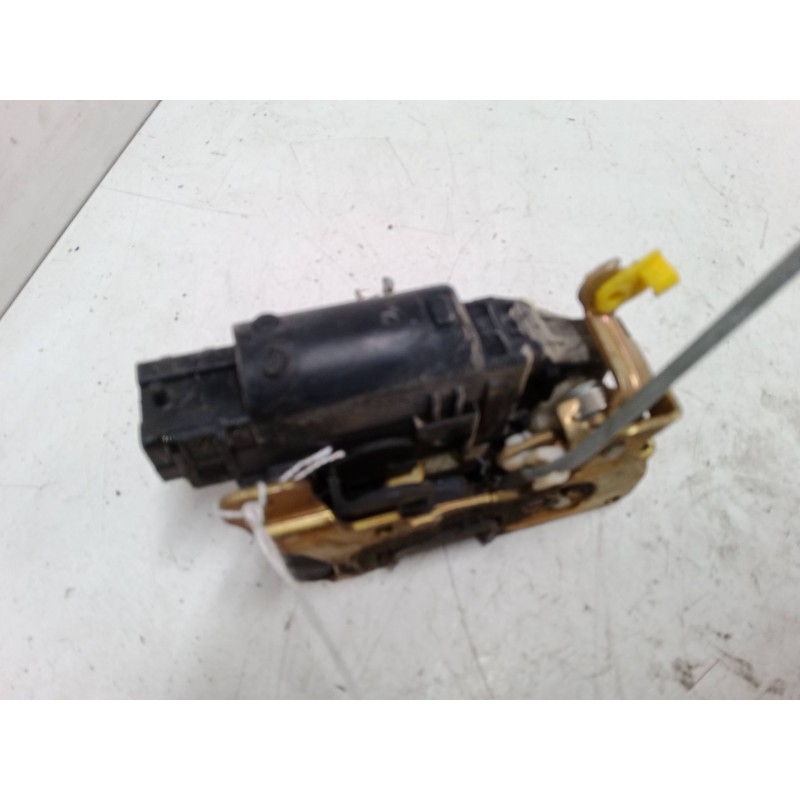 Recambio de cerradura puerta delantera derecha para renault kangoo (kc0/1_) 1.2 (kc0a, kc0k, kc0f, kc01) referencia OEM IAM   