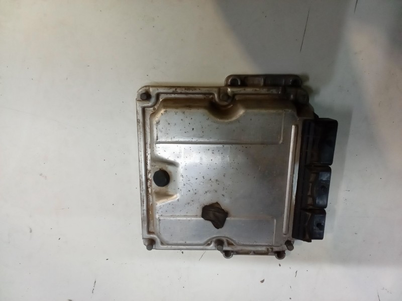 Recambio de centralita motor uce para ford fiesta ii (fbd) 1.6 xr2 (fbd) referencia OEM IAM 8200309316 8200309321 0281011324