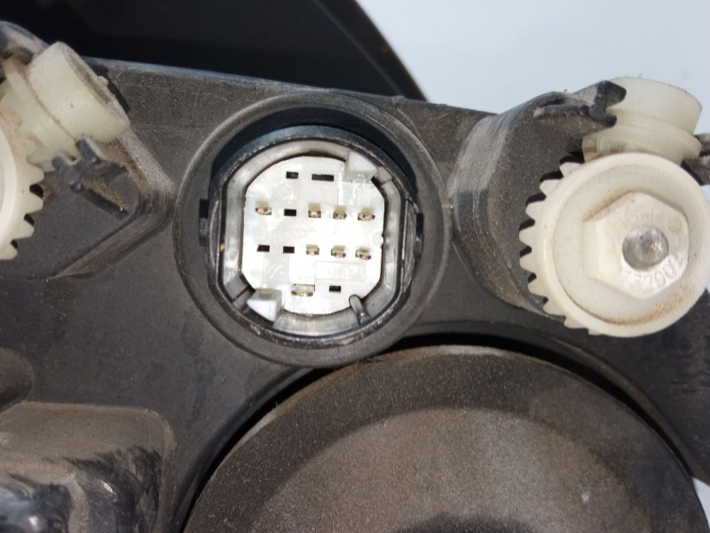 Recambio de faro izquierdo para lancia ypsilon (843_) 1.2 (843.axa1a) referencia OEM IAM   