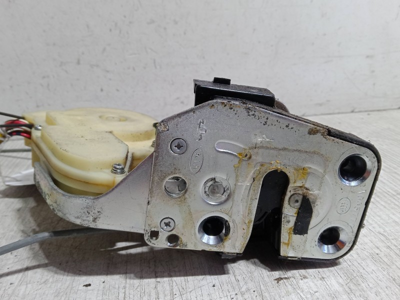 Recambio de cerradura puerta trasera izquierda para kia sorento i (jc) 2.5 crdi referencia OEM IAM   