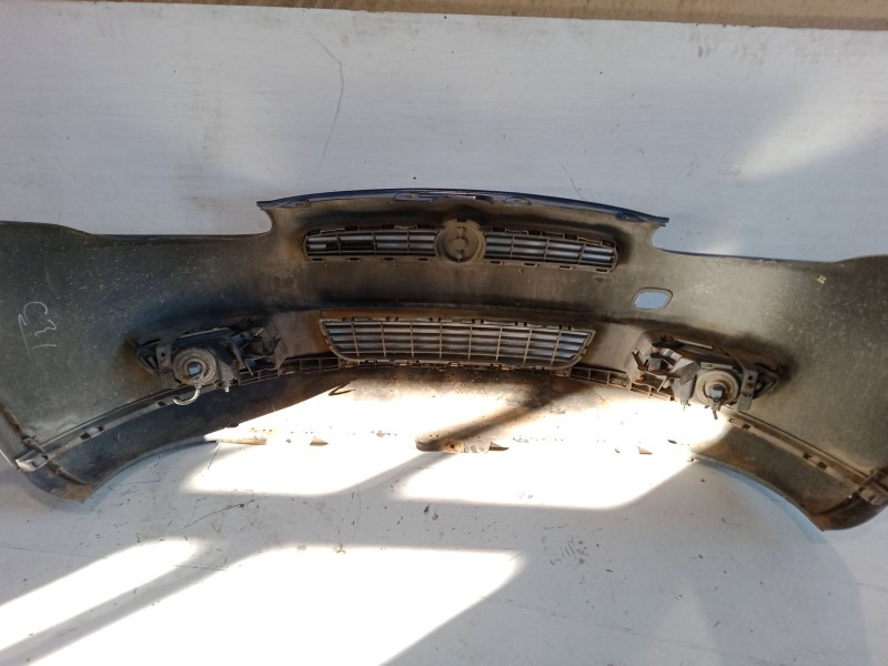 Recambio de paragolpes delantero para fiat bravo ii (198_) 1.9 d multijet (198axb1a) referencia OEM IAM    Recambio de paragolpes delantero para fiat bravo ii (198_) 1.9 d multijet (198axb1a) referencia OEM IAM