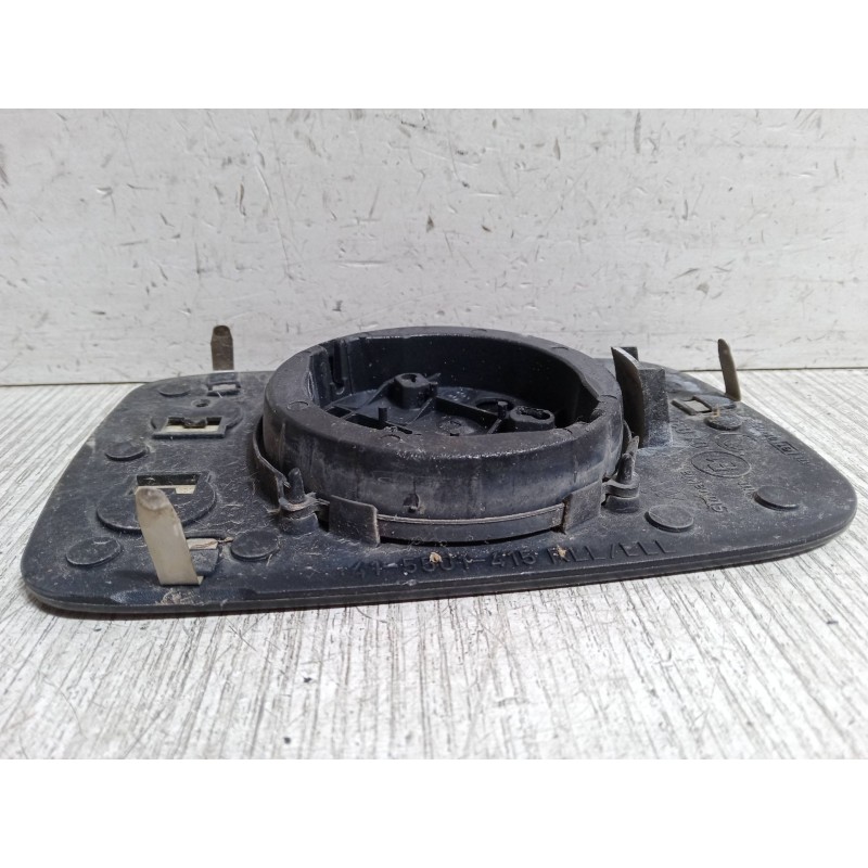 Recambio de cristal retrovisor derecho para skoda felicia ii station wagon (6u5) 1.9 d referencia OEM IAM    Recambio de cristal retrovisor derecho para skoda felicia ii station wagon (6u5) 1.9 d referencia OEM IAM