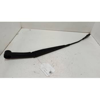 BRAZO LIMPIA DELANTERO IZQUIERDO 