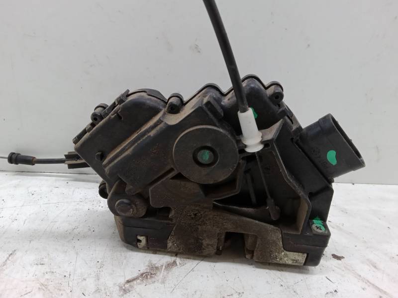 CERRADURA PUERTA TRASERA IZQUIERDA 