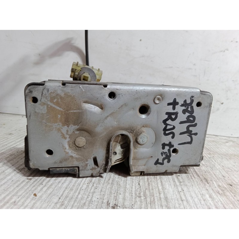 Recambio de cerradura puerta trasera izquierda para opel corsa d (s07) 1.3 cdti (l08, l68) referencia OEM IAM   