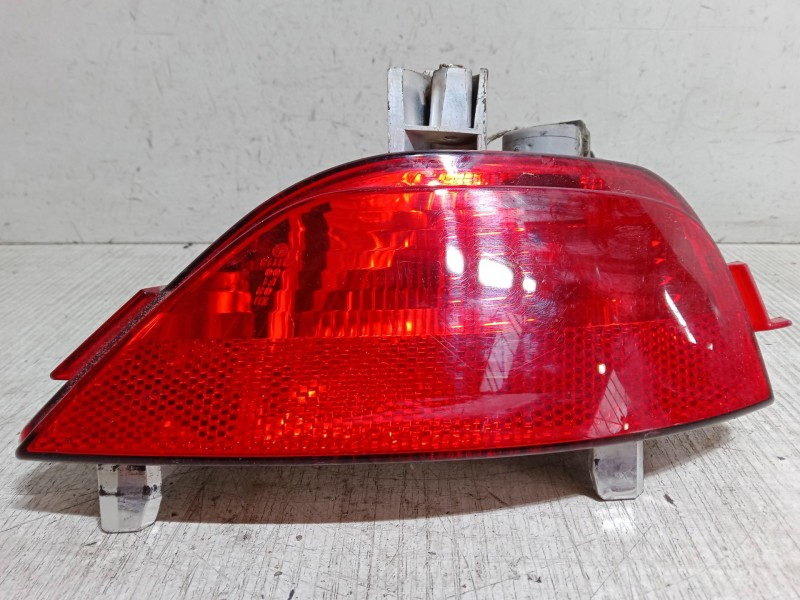 Recambio de faro antiniebla trasero izquierdo para dacia sandero ii tce 90 (b8m1, b8ma) referencia OEM IAM   