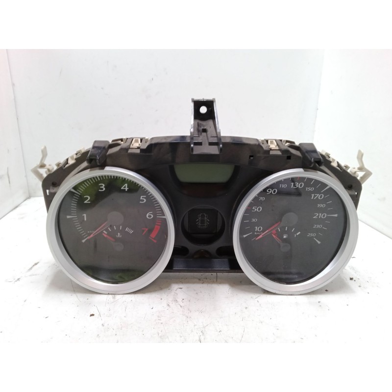 Recambio de cuadro instrumentos para renault megane ii (bm0/1_, cm0/1_) 1.4 16v (bm0b, cm0b) referencia OEM IAM 8200793135  