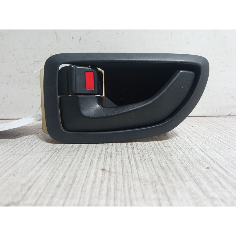 Recambio de maneta interior puerta delantera izquierda para hyundai tucson (jm) 2.0 referencia OEM IAM   