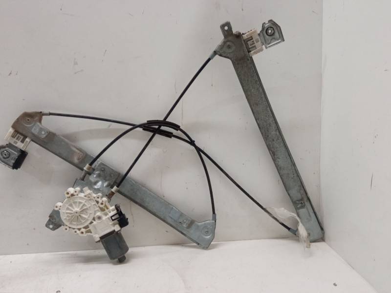 ELEVALUNAS ELECTRICO DELANTERO IZQUIERDO 